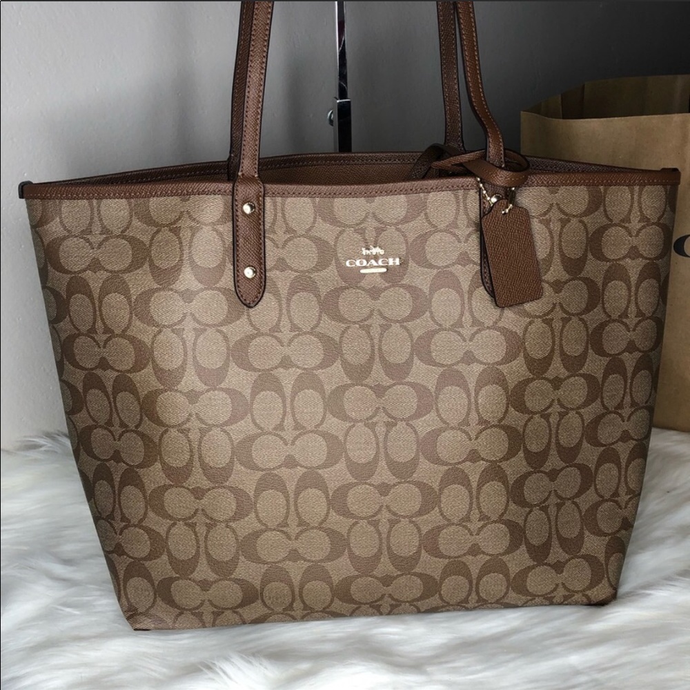 Coach reversible signature PVC city tote - Picture 3 of 6